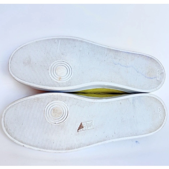 Allen Edmonds Santa Rosa Suede Leather Slip On Loafers Mens Sz 8.5D Citron main image 9